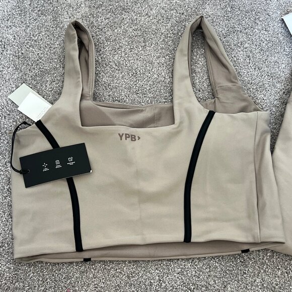 Abercrombie YPB Taupe/Black Stripe Set - Picture 2 of 4